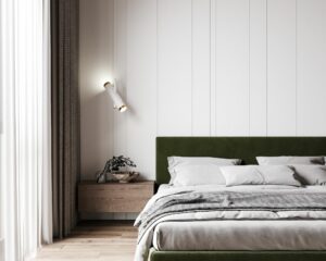 lit minimaliste dans une chambre