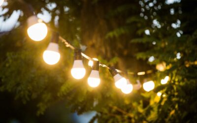 Les meilleurs luminaires Fermob pour éclairer votre jardin.
