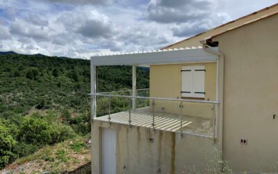 Personnalisation des pergolas bioclimatiques : matériaux, styles et innovations technologiques